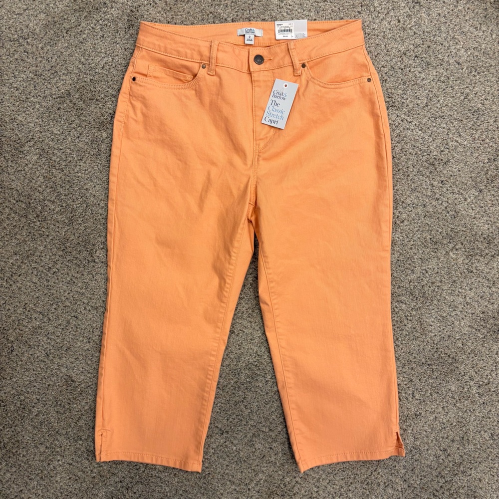 NWT Women’s Croft & Barrow Jean Capris Peach Color Size 12 Slimming - Picture 2 of 6
